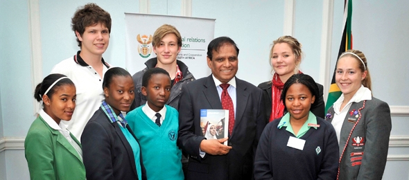 Image: The Deputy Minister with high school learners participating in the SAIIA Model United Nations Security Council on Syria later this month, who came to hear him speak (c) Jacoline Schoonees