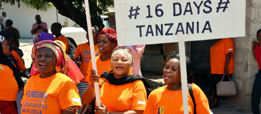 National and local demonstrations during the 16 days of Activism 2015, Dar es Salaam, Tanzania Photo © UN Women/Flickr